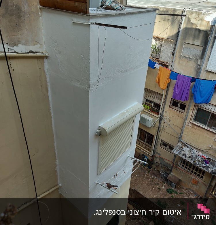 איטום קיר חיצוני בסנפלינג.